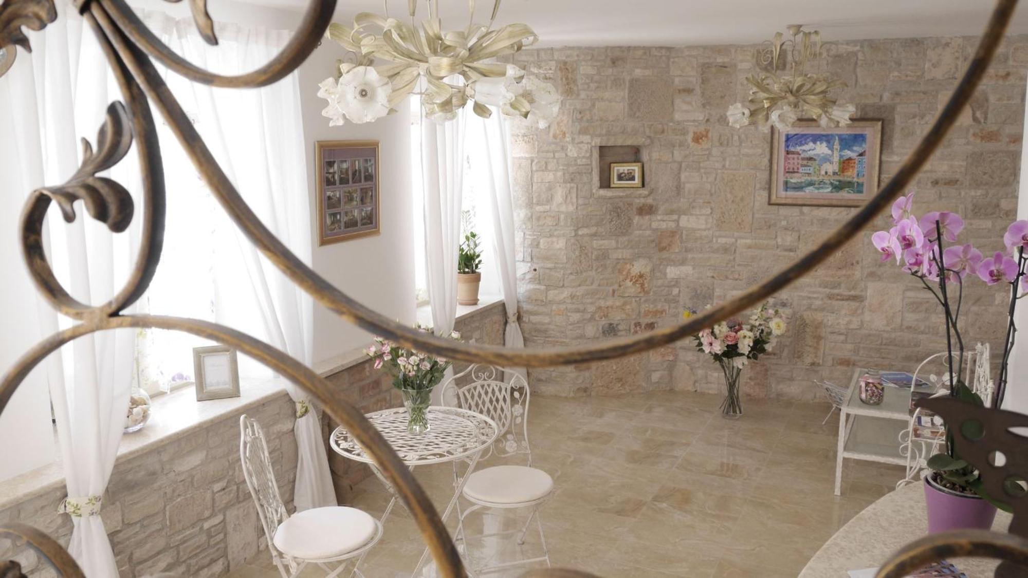 Villa Claudia Fažana Exteriör bild