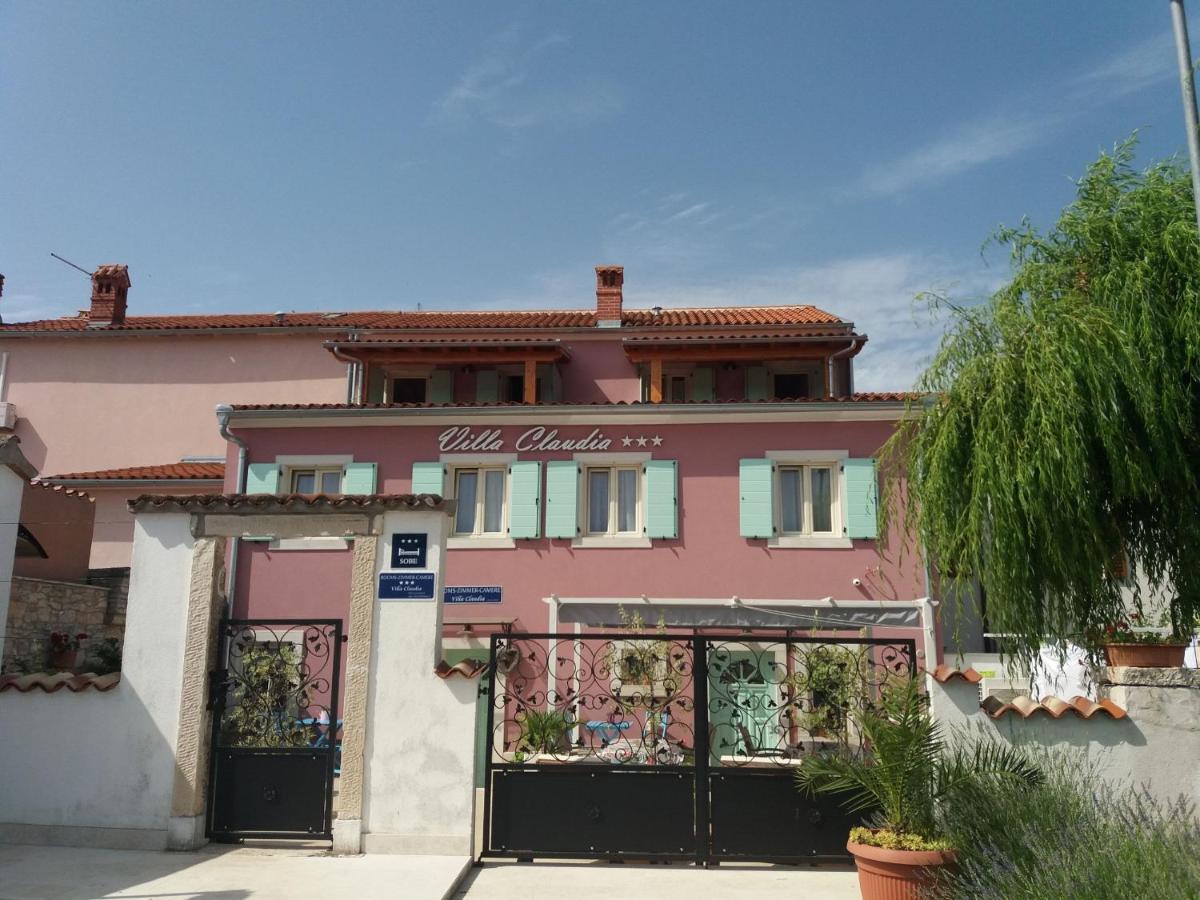 Villa Claudia Fažana Exteriör bild
